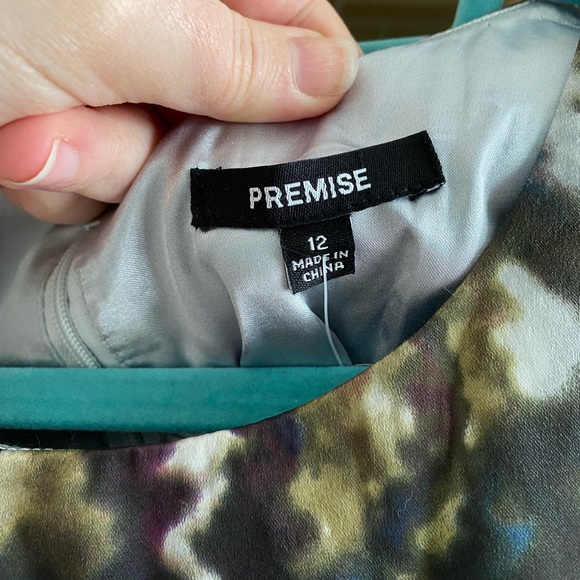 Satin camo-like dress - Picture 2 of 4